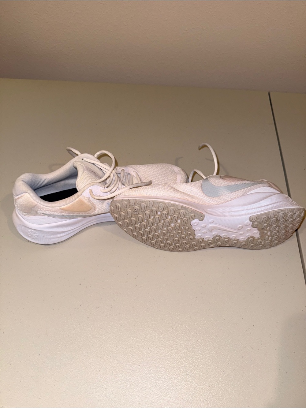 Nike Women's Light Beige and White Running Sneakers